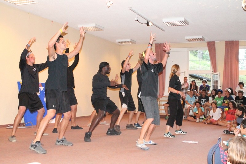 Village Camps International Summer Camp Leysin, Switzerland 2026-07-26 https://www.villagecamps.com/journals_admin/images/700-19-intl night (174).jpg
